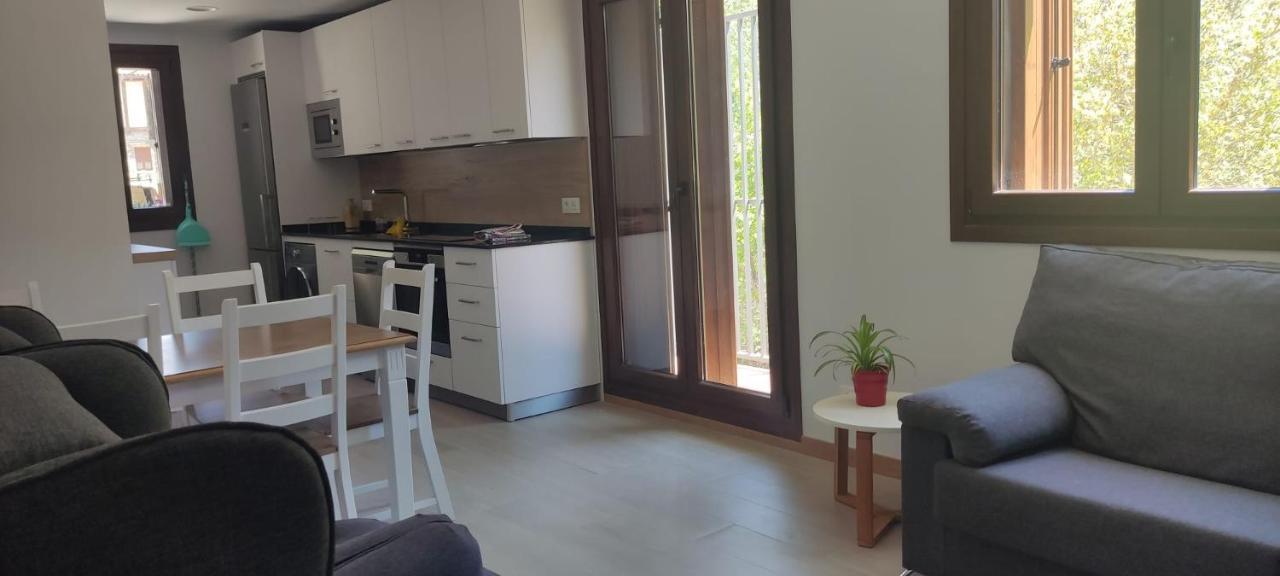 Apartamentos Rurales Ainariak Burgui Exterior foto